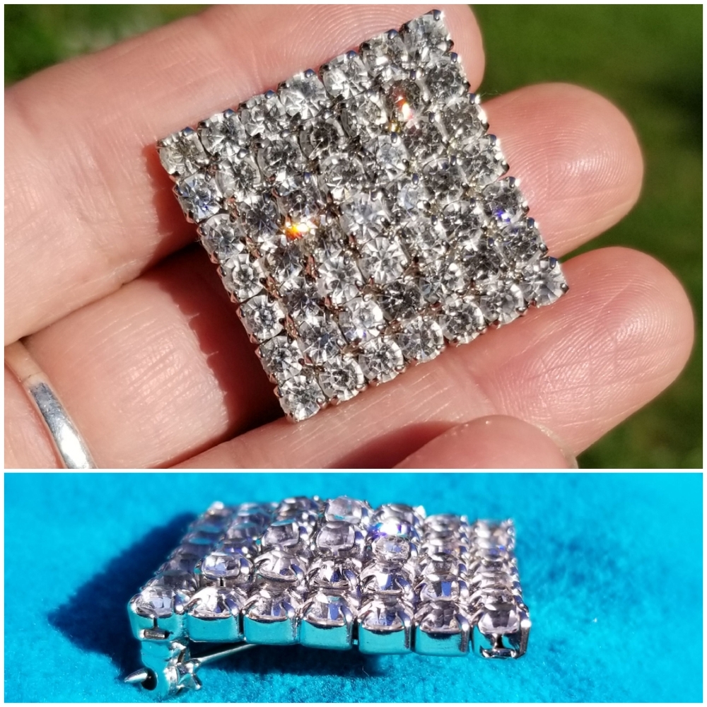 Vintage Rhinestone Brooch - Picture 11 of 13